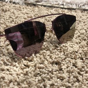 Pink mirror tinted Glam Glow sunglasses